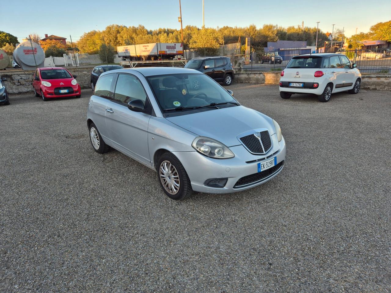 Lancia Ypsilon 1.2 69 CV Unyca