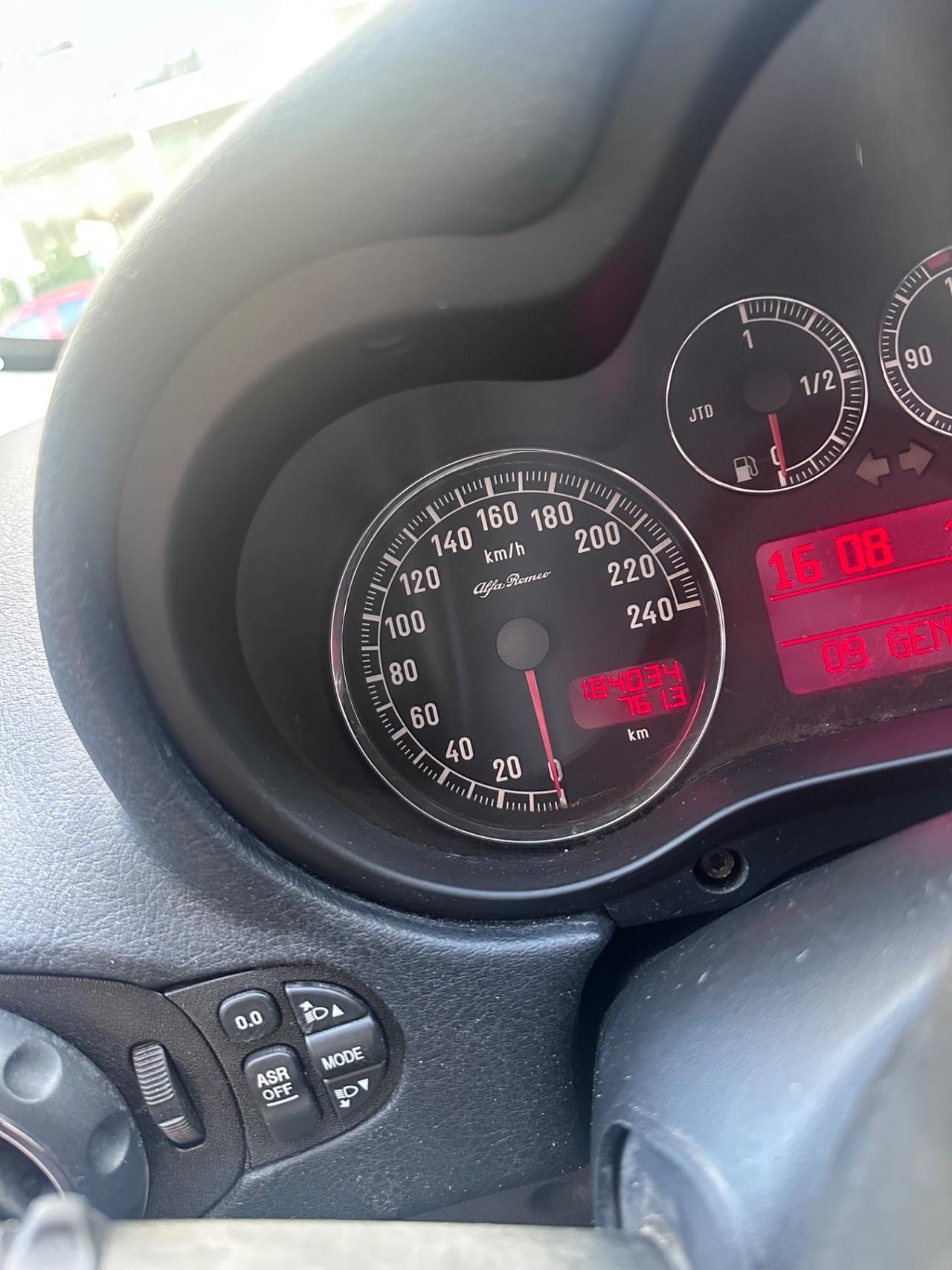 Alfa Romeo 147 1.9 JTD M-JET 16V 3 porte Exclusive 2007