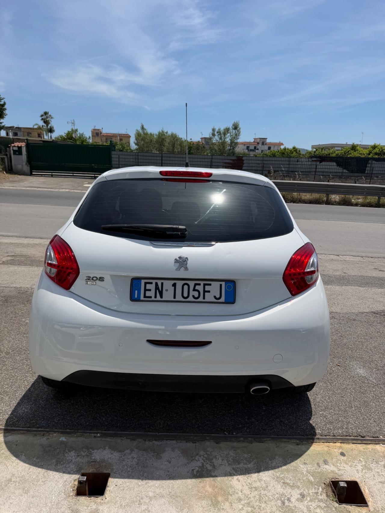 Peugeot 208 1.4 HDi 68 CV 3 porte Access