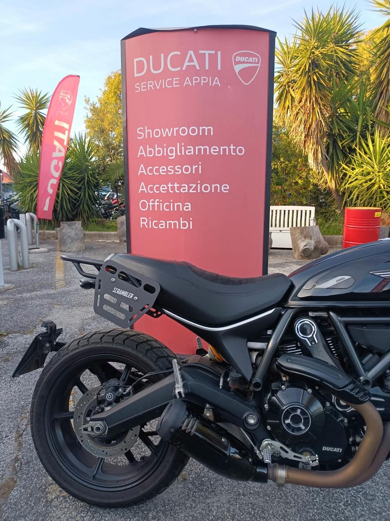 Ducati Scrambler 800 ICON DARK
