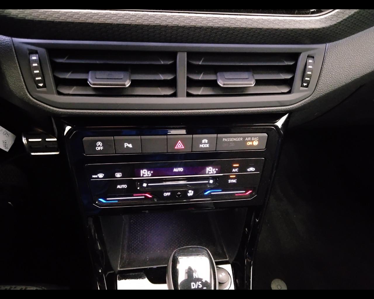 VOLKSWAGEN T-Cross 2019 - T-Cross 1.0 tsi Advanced 110cv dsg