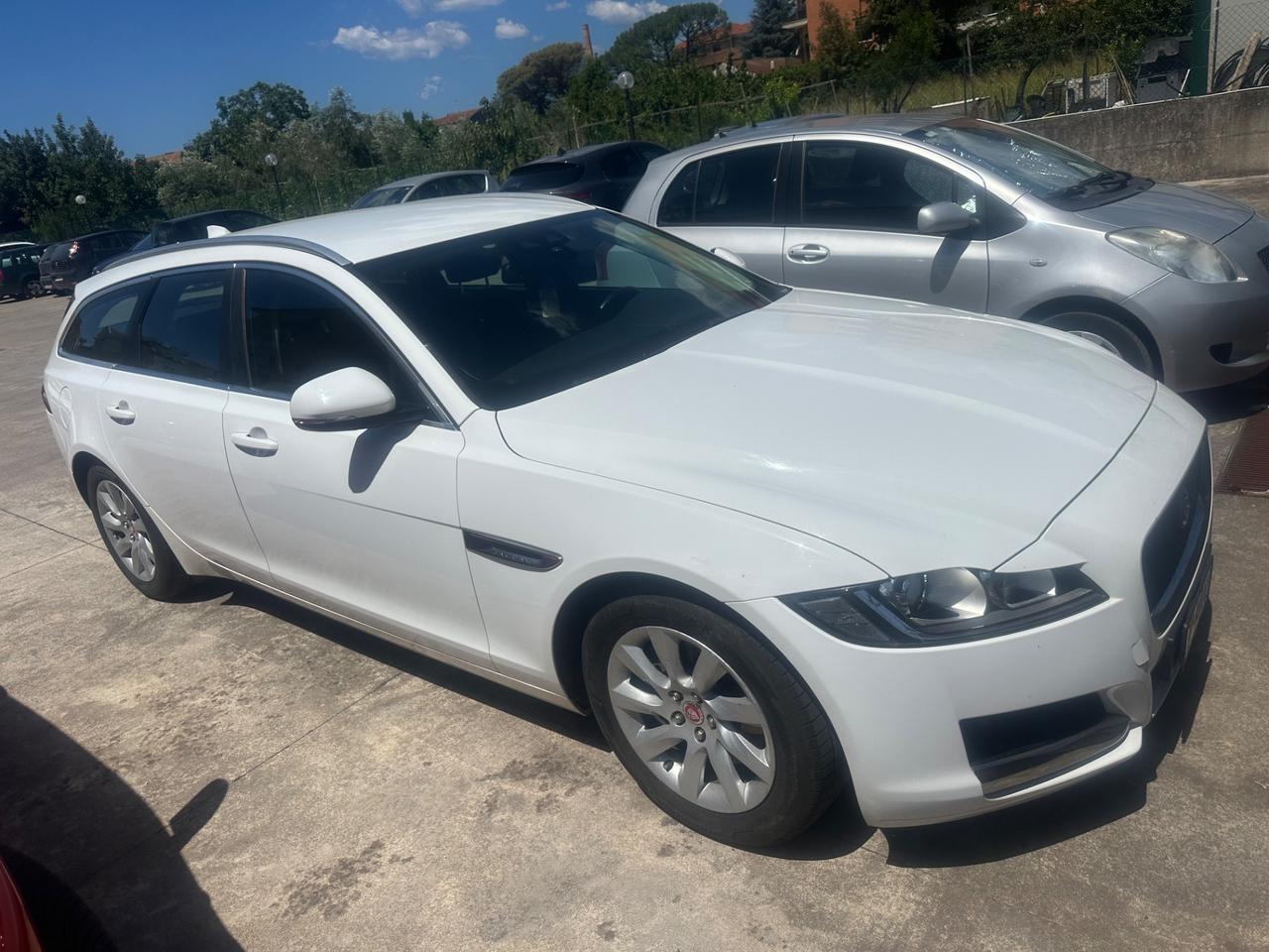 Jaguar XF Sportbrake 2.0 D 180 CV AUT/NAVI/LED