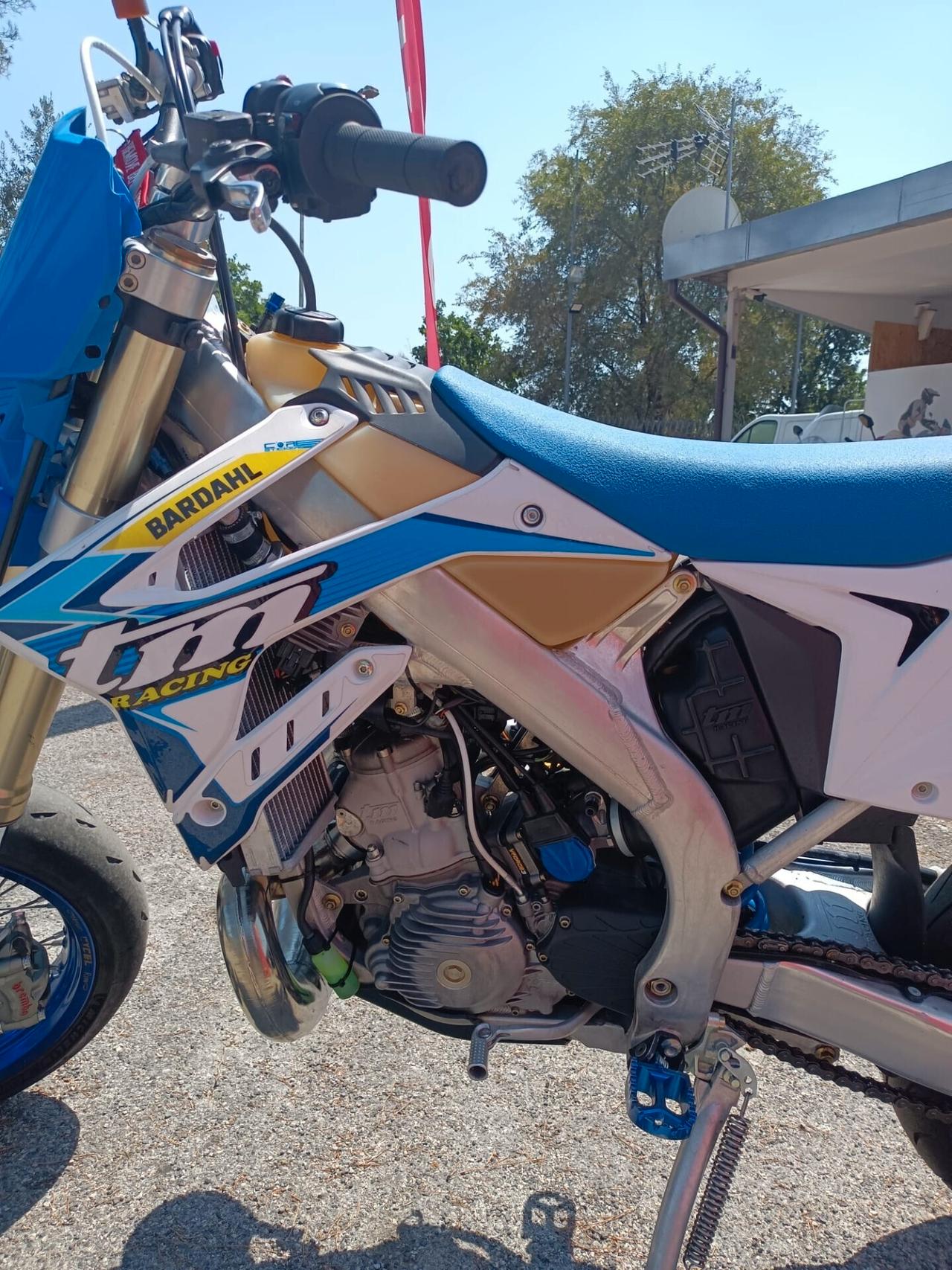Tm SMR 300 ES Fi 2T