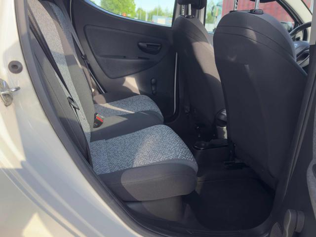 LANCIA Ypsilon 1.2 69 CV 5 porte Platinum