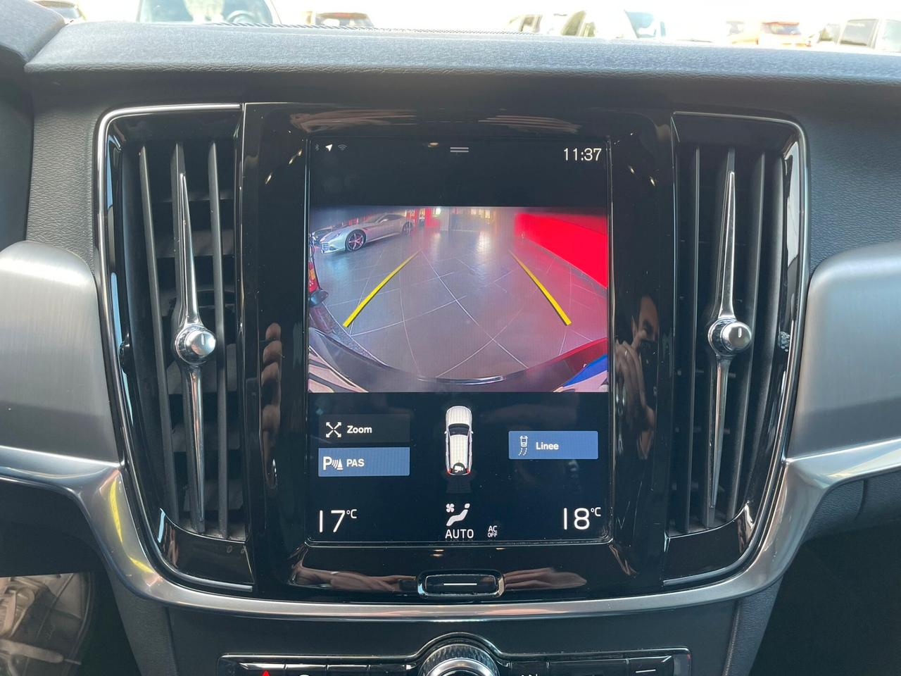 VOLVO V90 2.0d 150cv GEARTRONIC *NAVI-KAMERA-PELLE*