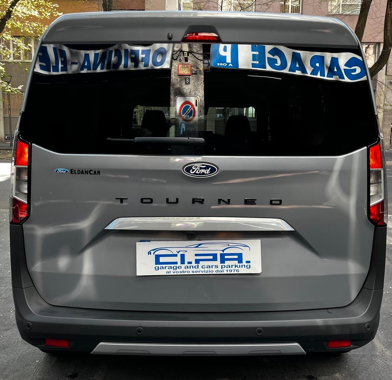 Ford Tourneo Courier 1.0 EcoBoost active