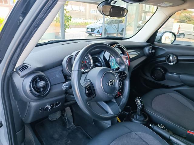MINI Cooper 1.5 One Business 5 porte