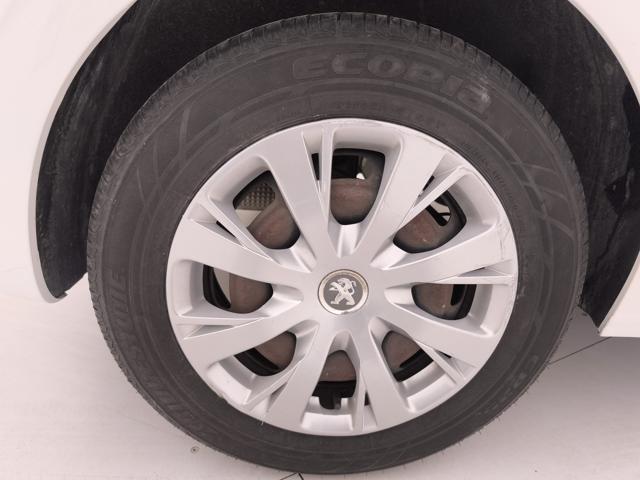 PEUGEOT 208 1.2 puretech Active s&s 82cv 5p neopatentati