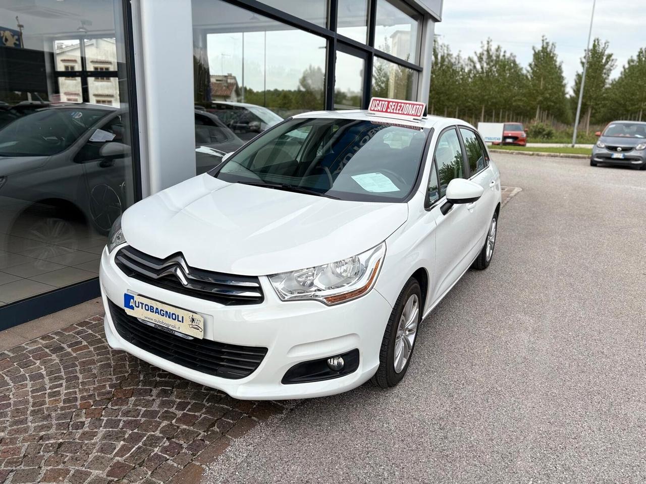 Citroen C4 SEDUCTION 1.6 e-HDi 115 6mt