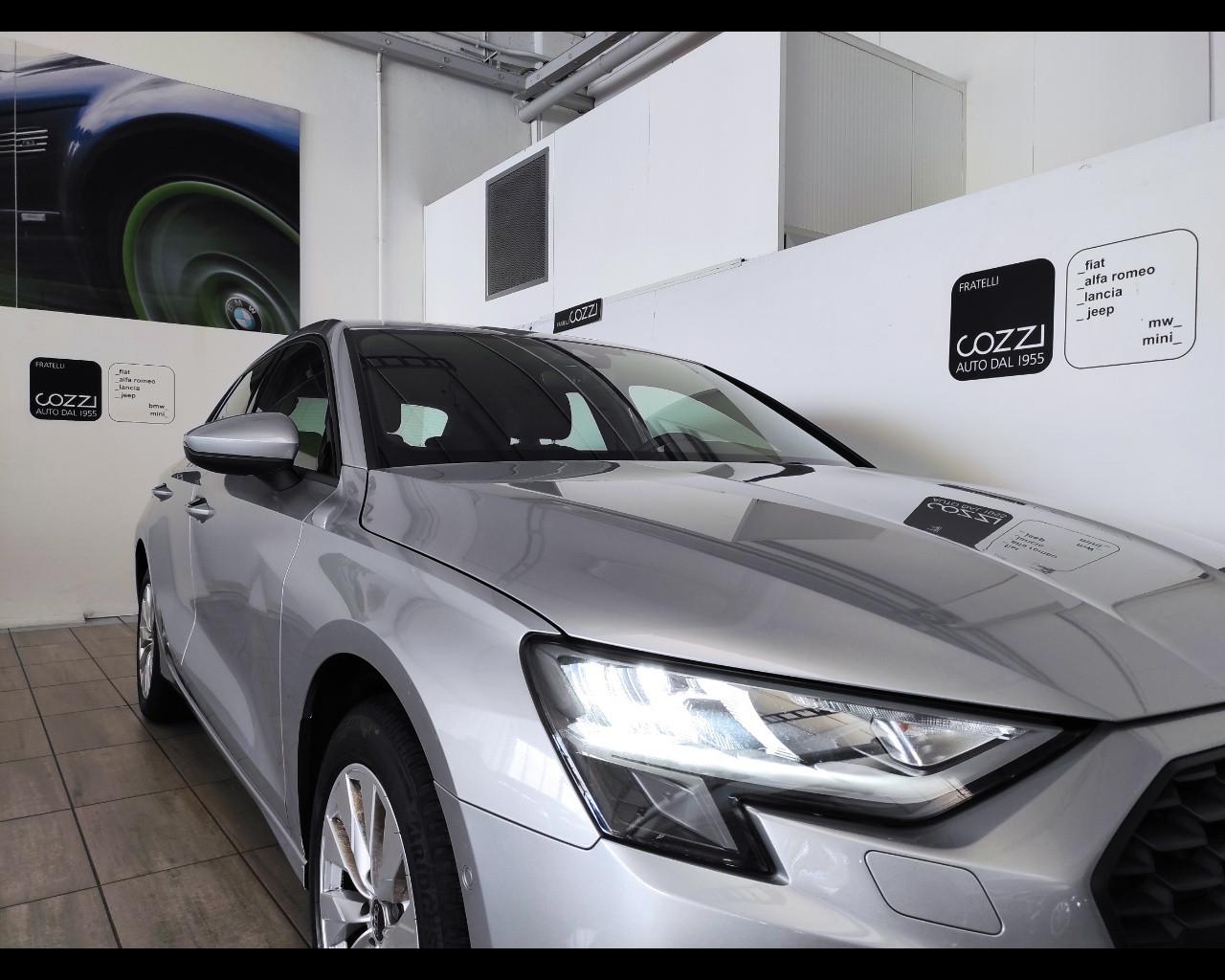 AUDI A3 4ª serie - A3 SPB 40 TFSI e S tronic Business