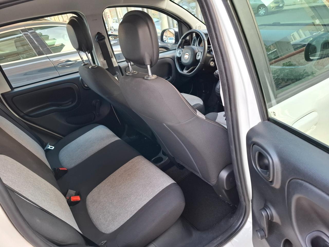 FIAT Panda 1.3 MJT LOUNGE- PERFETTA 2015