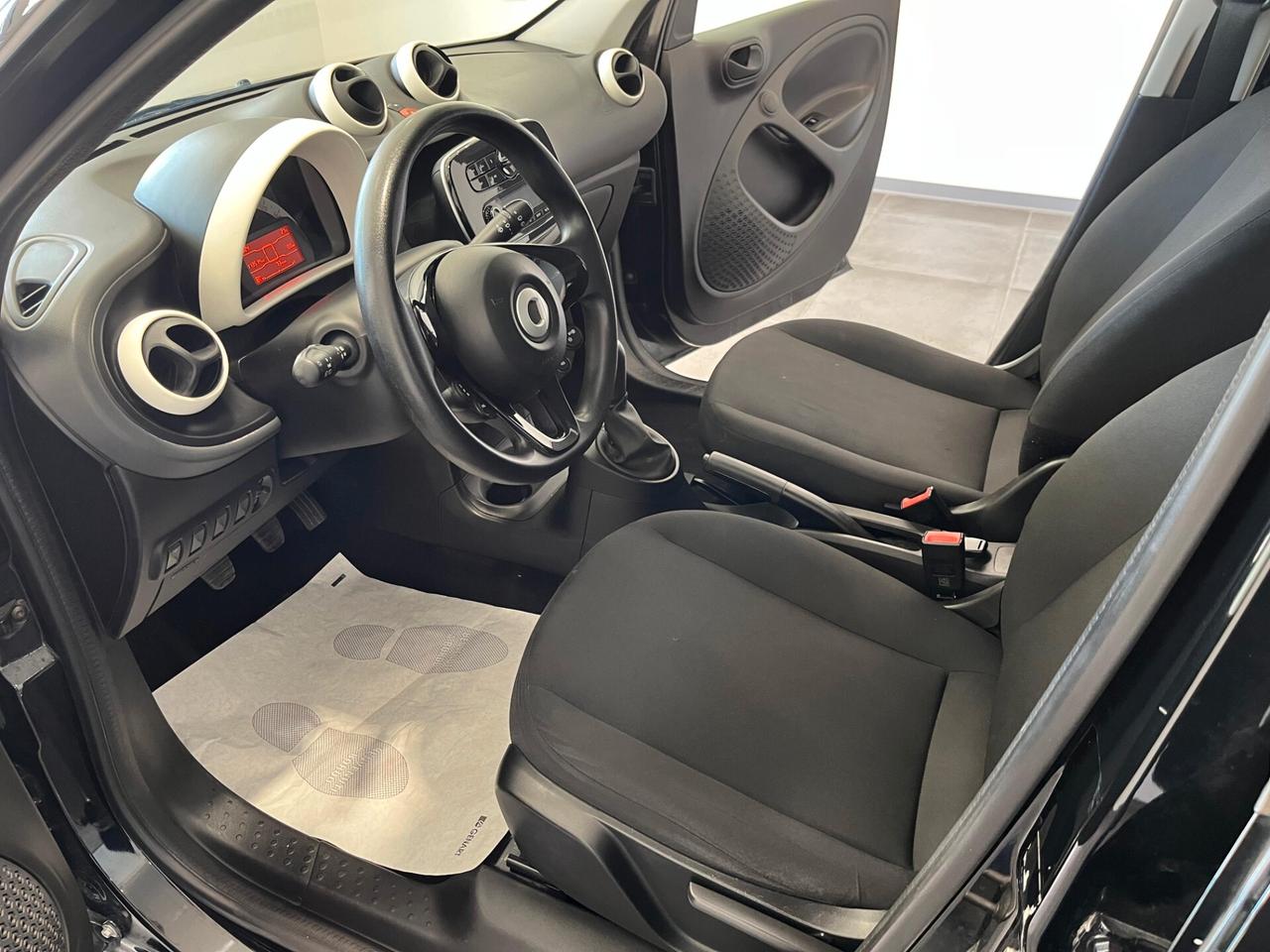 Smart ForFour 70 1.0 Youngster
