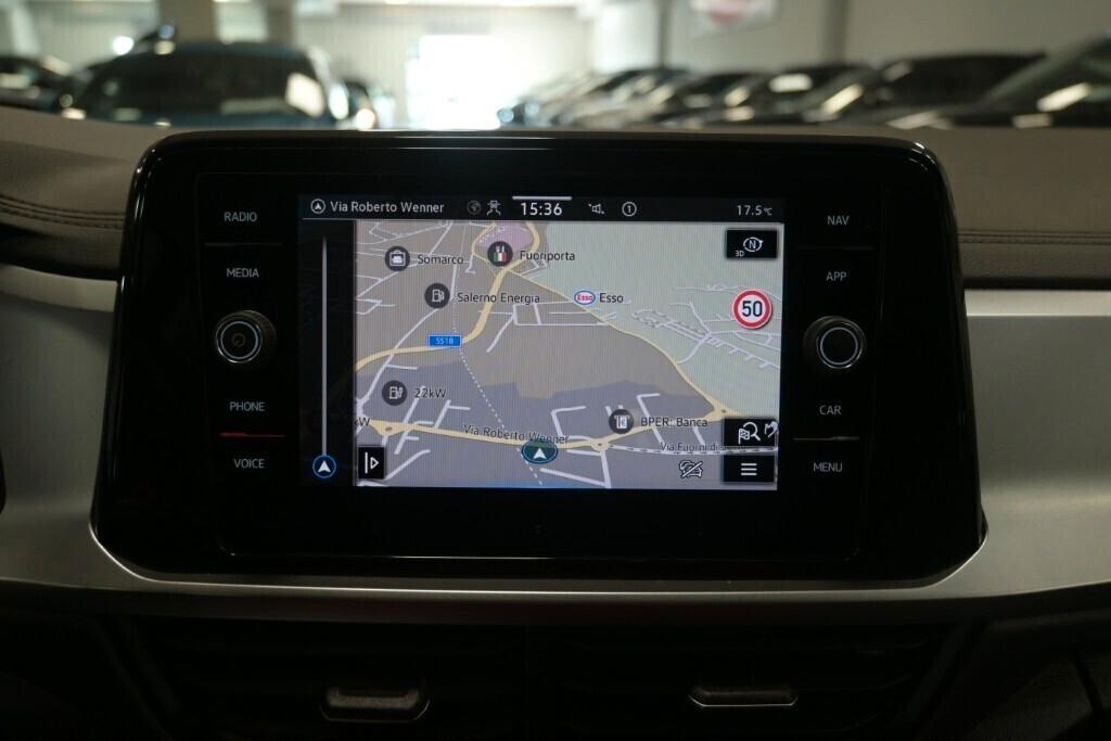 VOLKSWAGEN T-ROC 2.0 TDI 115CV 6M. SCR LIFE ( FARI LED - ADAPTIVE CRUISE - DIGITAL COCKPIT - NAVI - APP CONNECT - PARK ASSIST - TETTO BICOLORE )