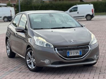 Peugeot 208 PureTech 82 5 porte Access