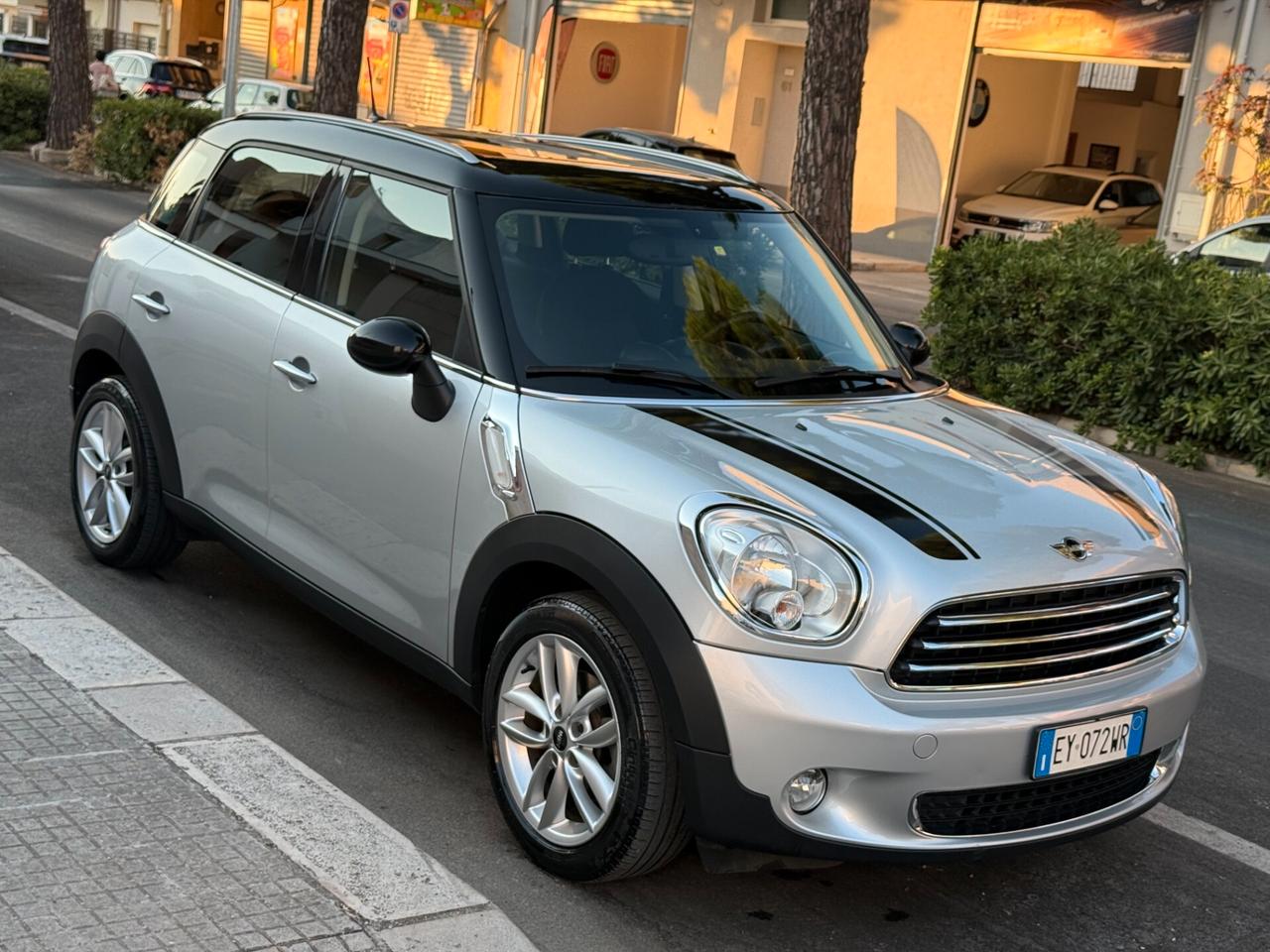 Mini Cooper D 1.6 Countryman *PACK LUCI - 2014