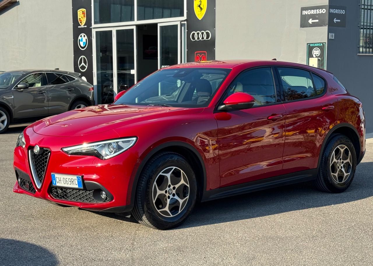Alfa Romeo Stelvio 2.2 Turbodiesel 160 CV AT8 RWD Sprint