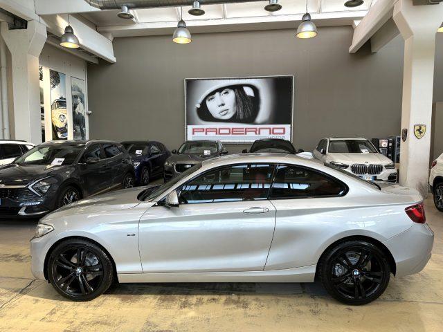 BMW 225 d Coupé Sport Auto - 18" - Navi PRO - Volante M