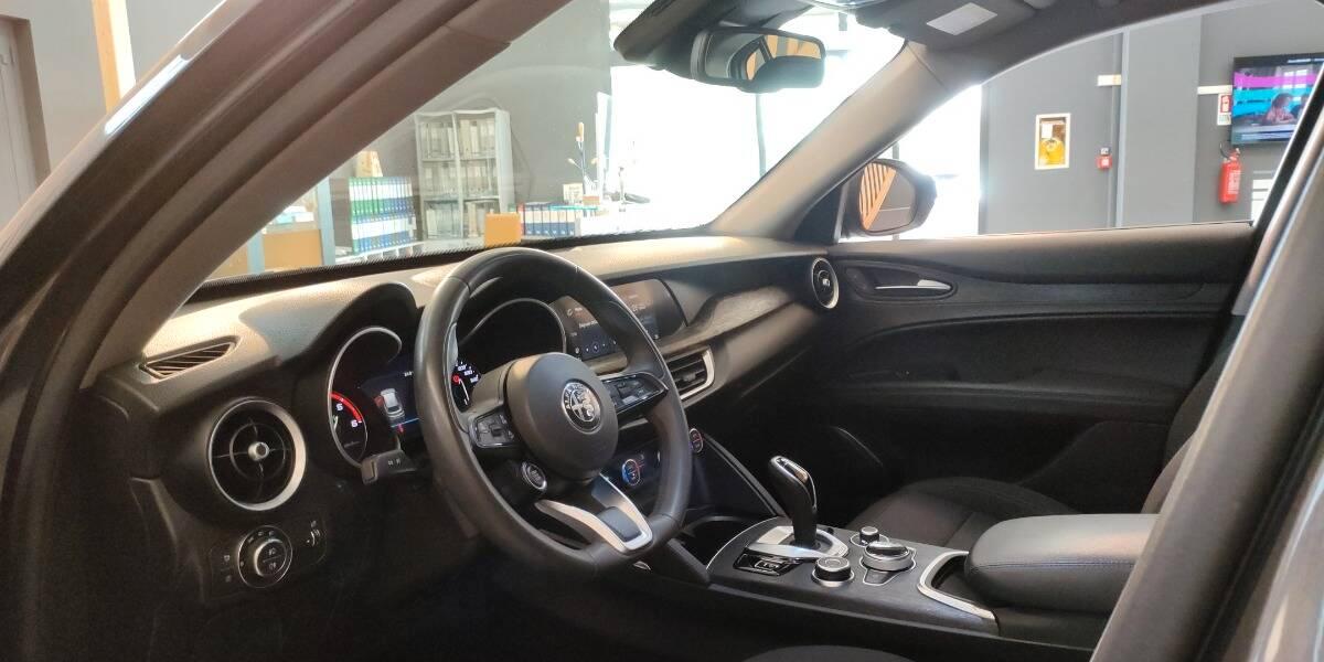 Alfa Romeo Stelvio 2.2 t Business rwd 190cv auto