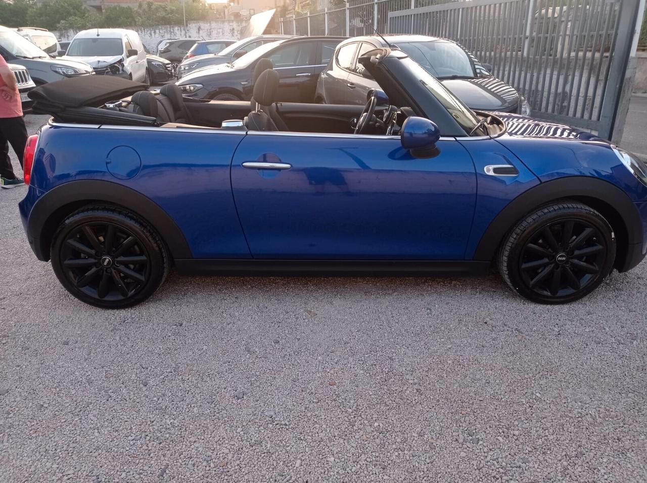 Mini 1.5 Cooper D Cabrio 115cv Automatica-2019