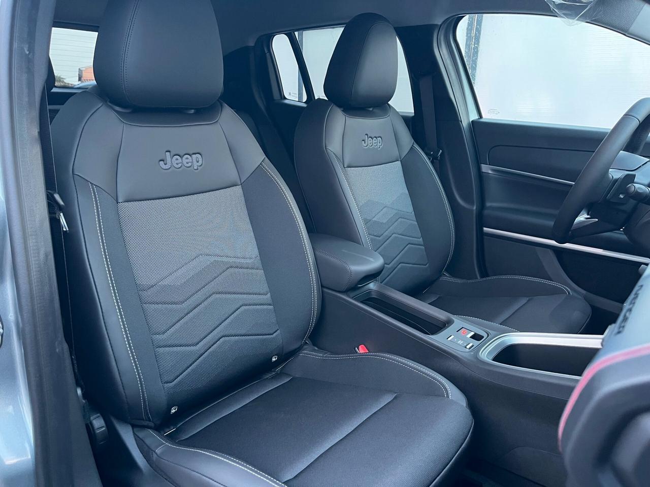 Jeep Avenger 1.2 Turbo 110 CV MHEV Summit