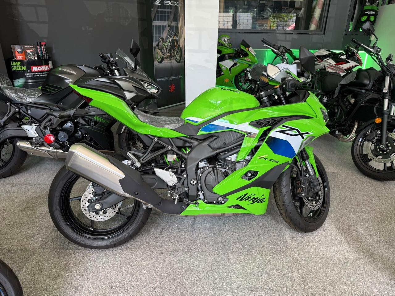 Kawasaki Ninja ZX-4 RR