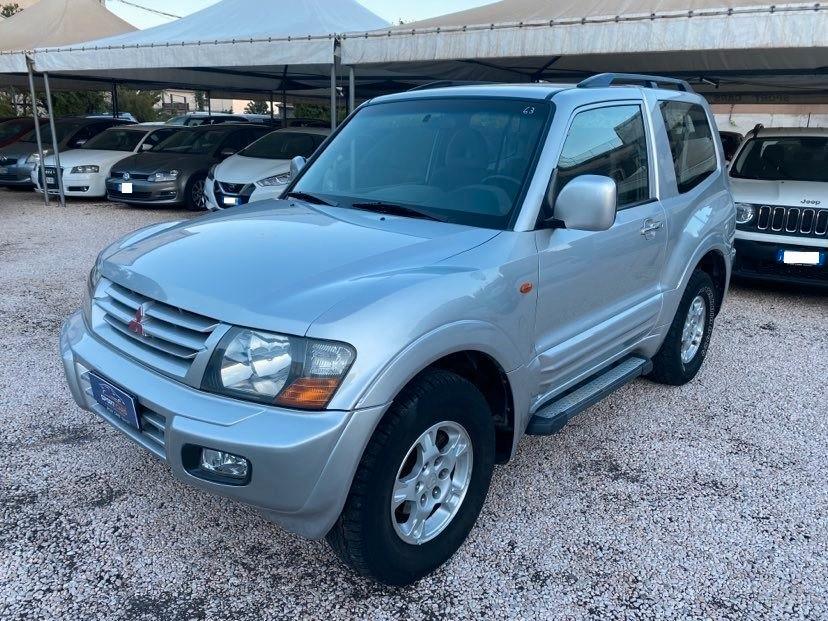 Mitsubishi Pajero 2.5 TDI 3p. GLS