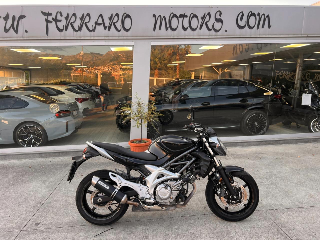 Suzuki Gladius 650 SPORT super prezzo