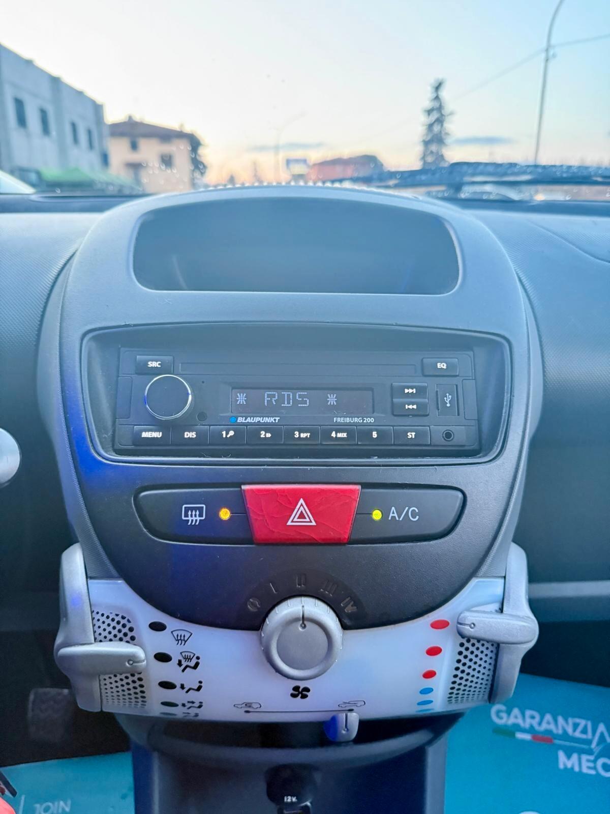 Peugeot 107 1.0 68CV 5p. Allure (Sweet Years)