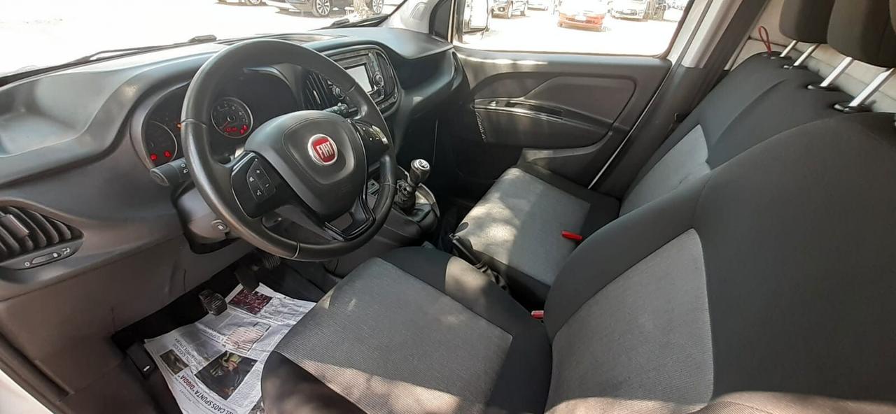 Fiat doblò 2019 - 1.6 mjt Lb automobili