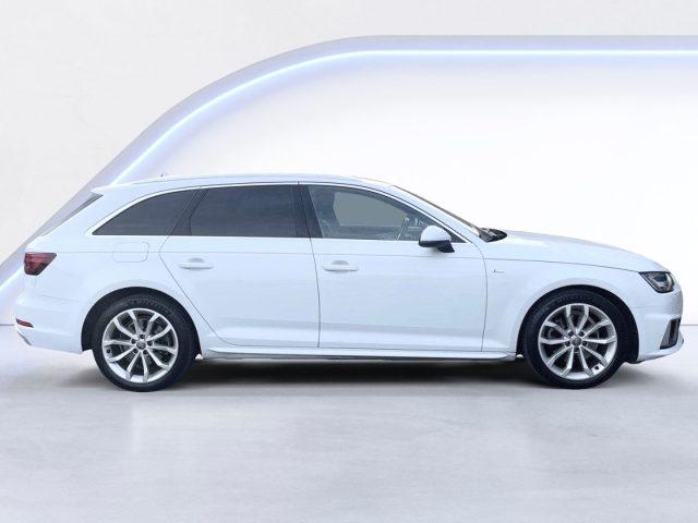 AUDI A4 Avant 2.0 TDI 150 CV S tronic S line edition