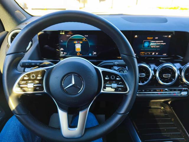 MERCEDES-BENZ GLA 180 Automatic Sport Plus
