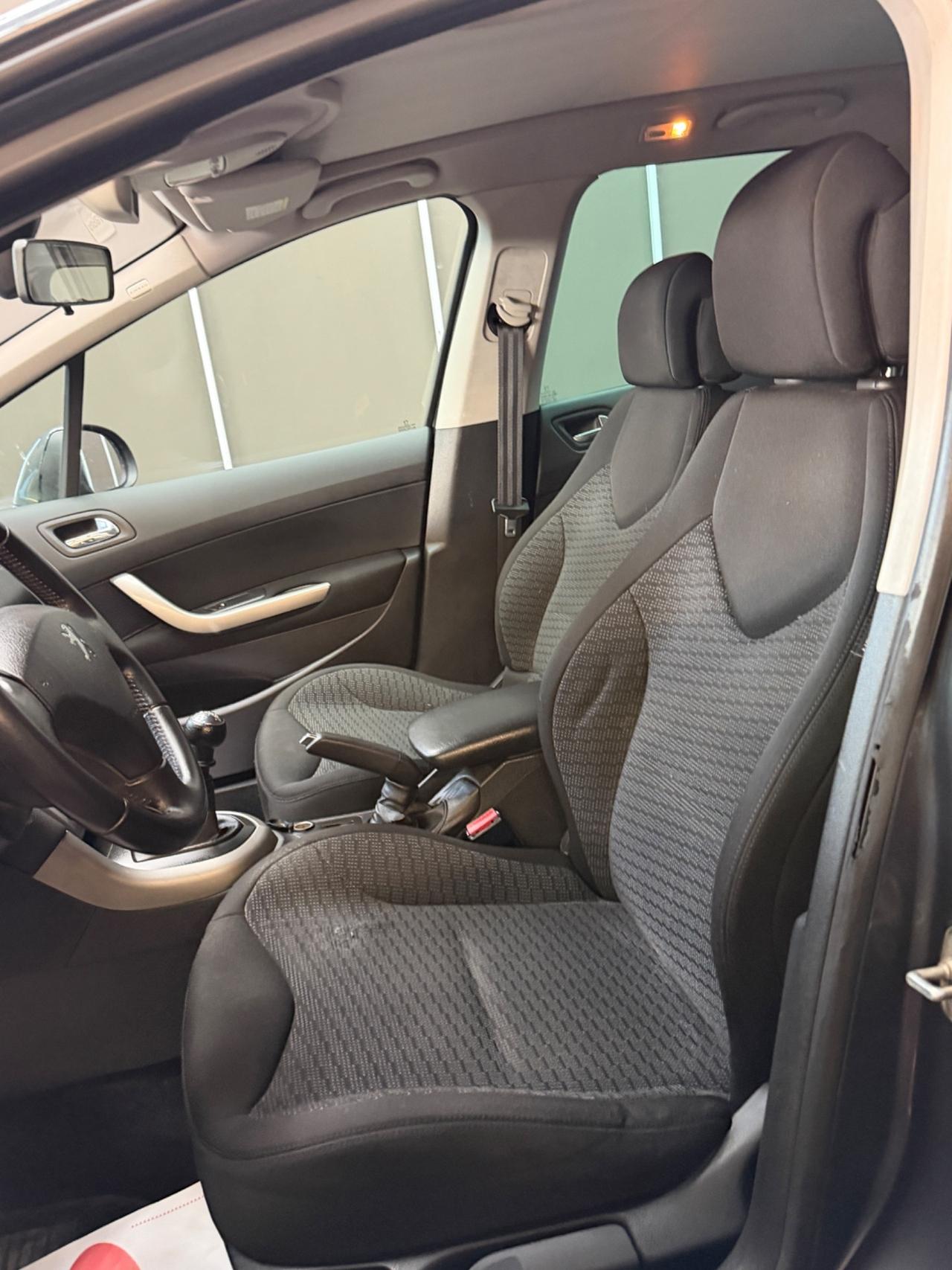 Peugeot 308 1.6 HDi 110CV SW Ciel Premium