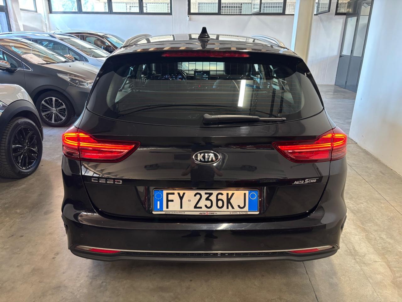 Kia Ceed 1.6 CRDi SW |AUTOCARRO IVATA|