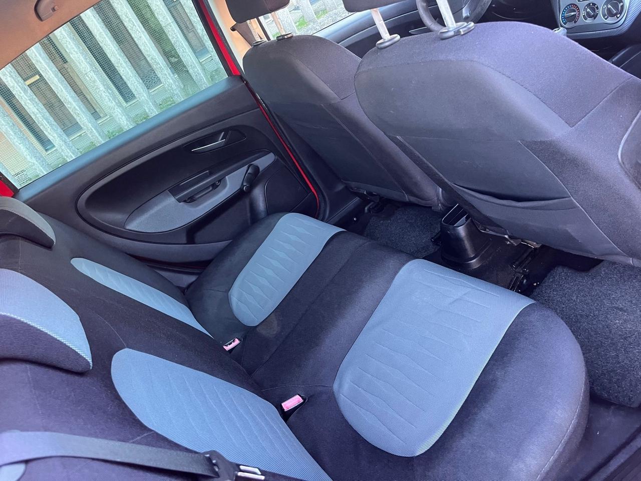 Fiat Grande Punto 1.4 5 porte Active Natural Power