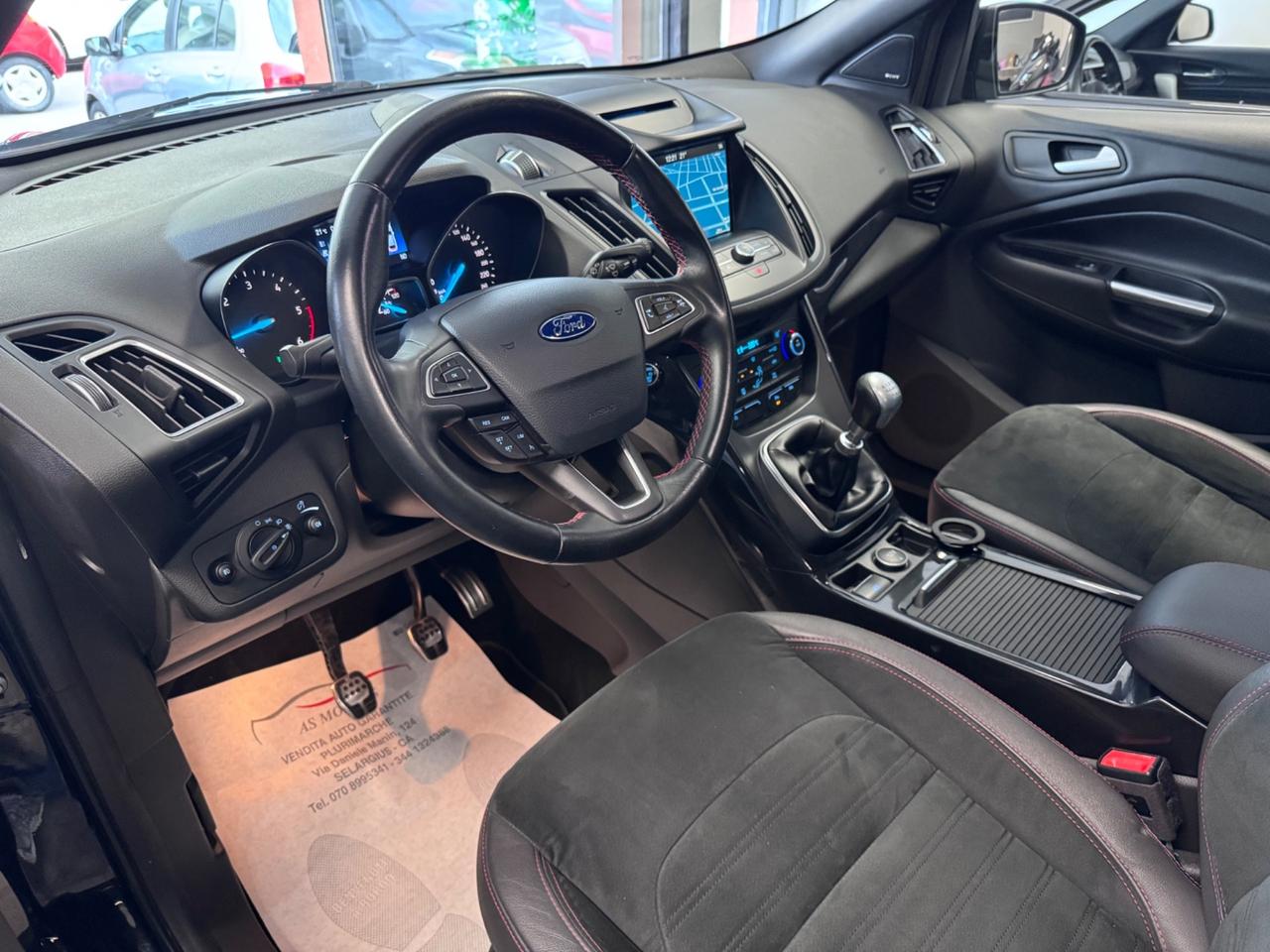 Ford Kuga 1.5 TDCI 120 CV S&S 2WD ST-Line