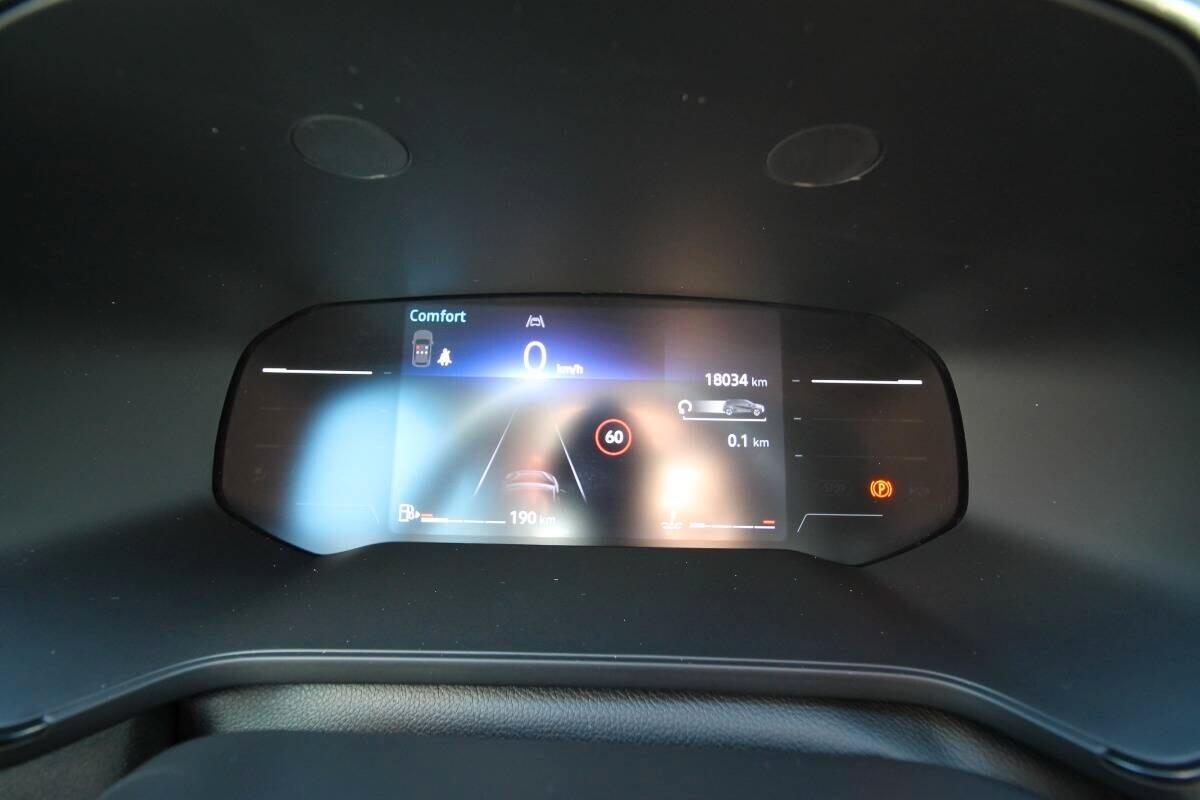 Renault Captur TCe 90 Techno 18.000KM|2025