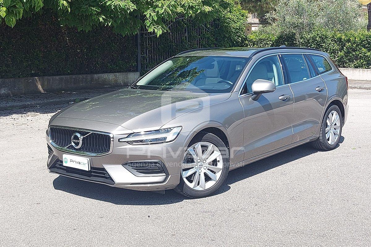VOLVO V60 B4 (d) Geartronic Momentum Business Pro
