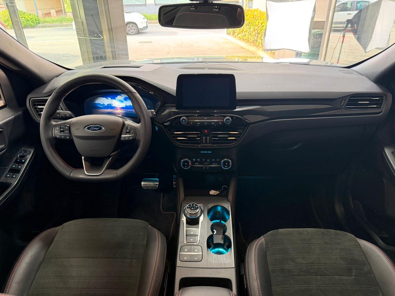 Ford Kuga 2.5 Full Hybrid CVT ST-Line