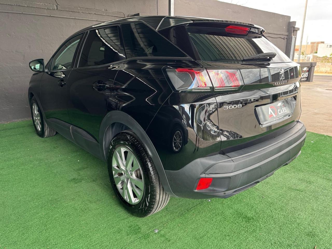 Peugeot 3008 BlueHDi 130 S&S Business