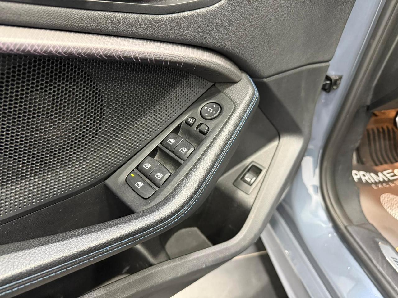 Bmw 118D 118 D M sport MSPORT FARI FULL LED