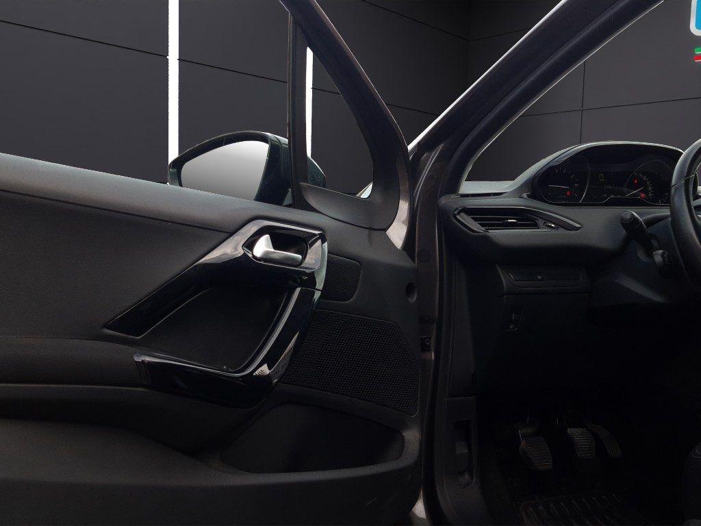 Peugeot 208 1° serie PureTech 82 5 porte Allure