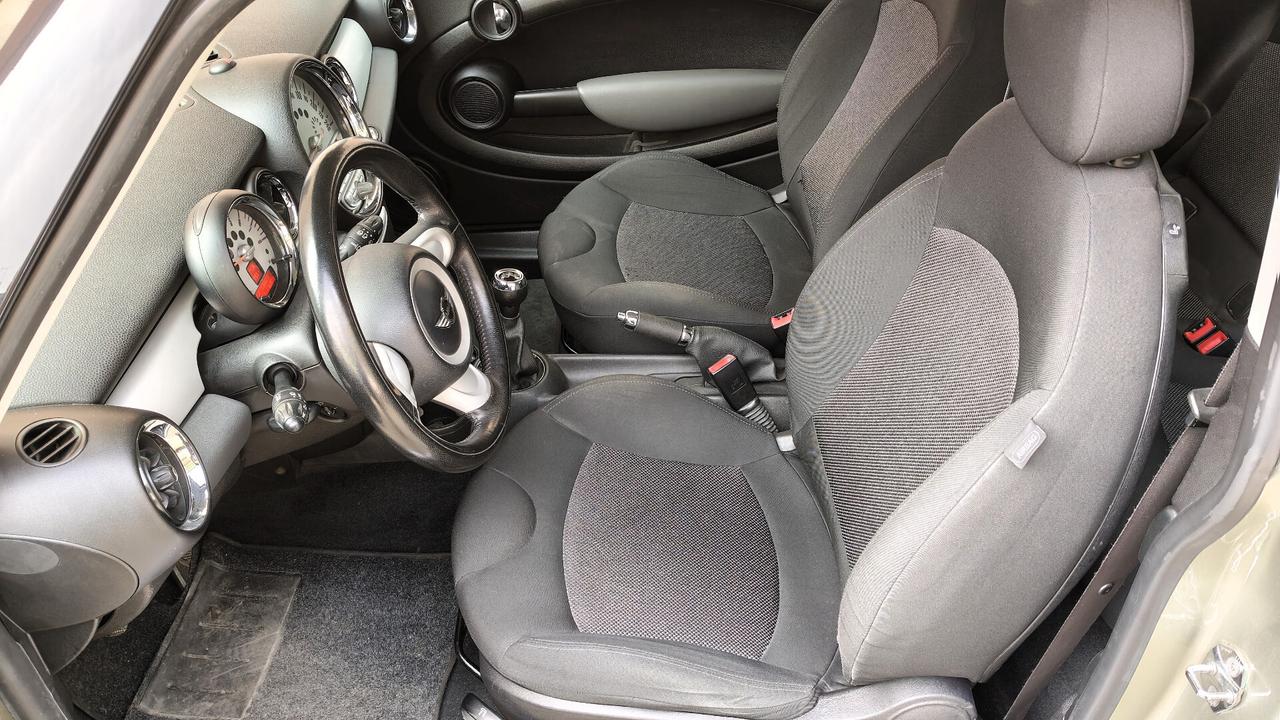 Mini 1.6 16V Cooper Chili