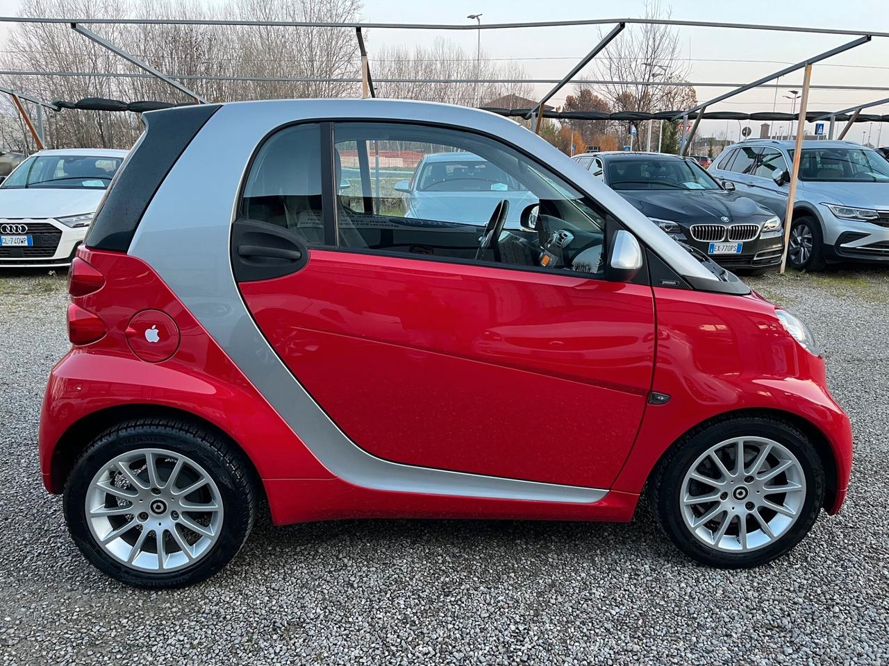 Smart ForTwo 1000 52 kW MHD coupé passion