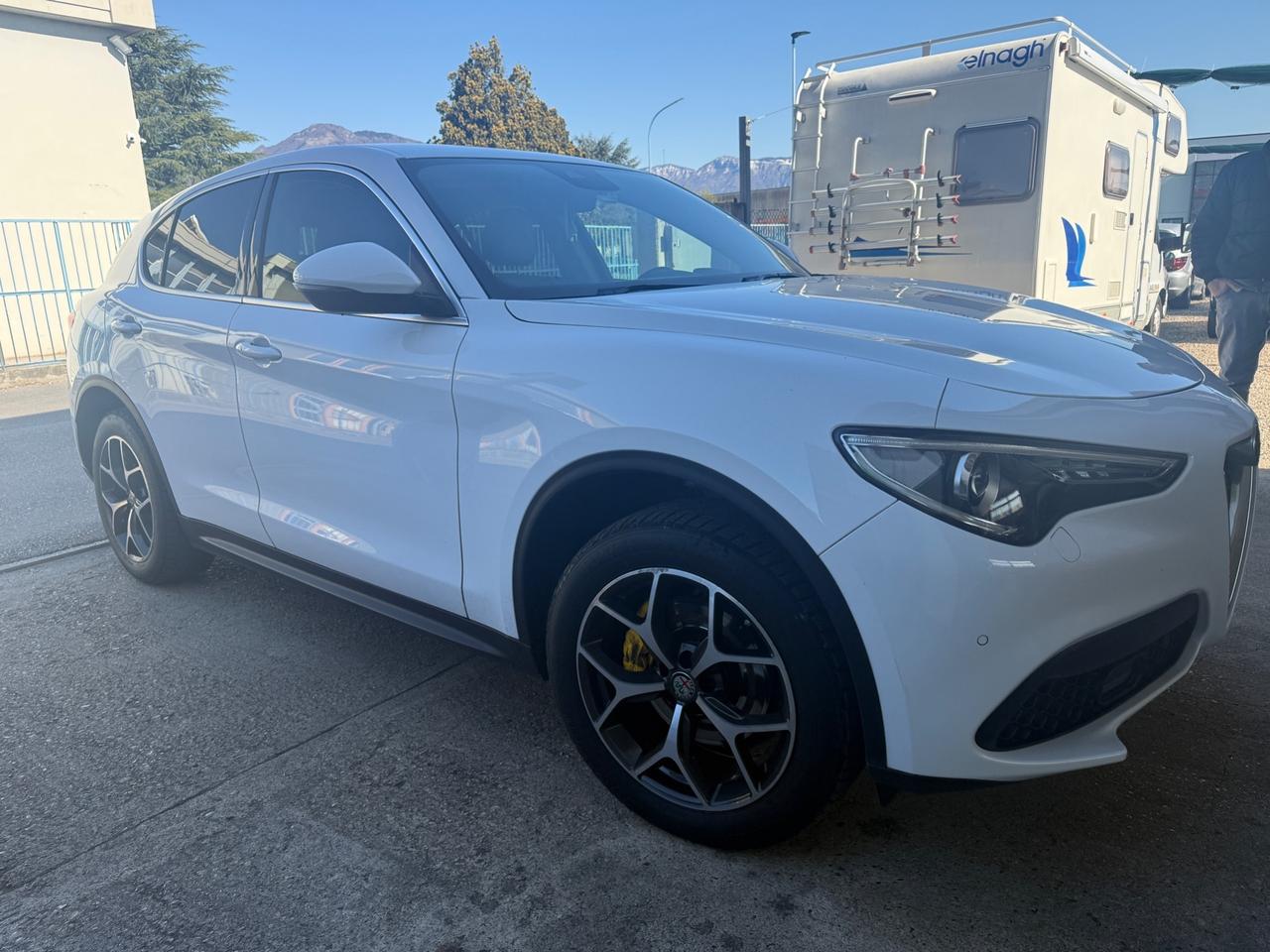 Alfa Romeo Stelvio 2.0 Turbo 200 CV AT8 Q4 Super
