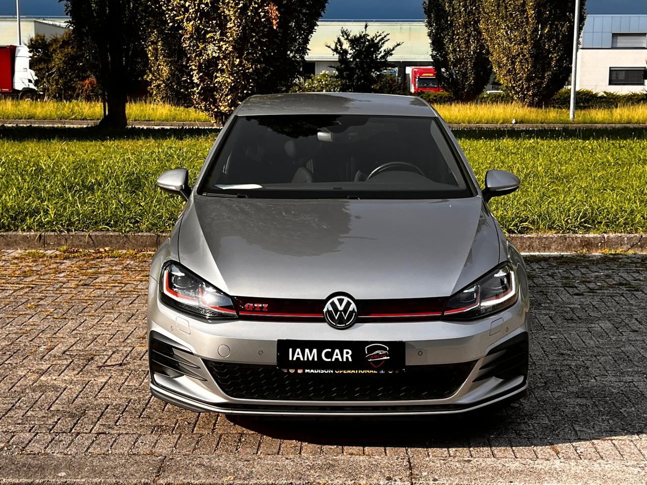 Volkswagen Golf GTI Performance 2.0 TSI 230CV