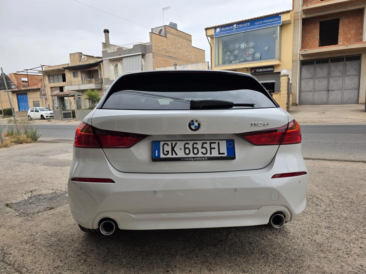 Bmw 118 118d 5p. Advantage