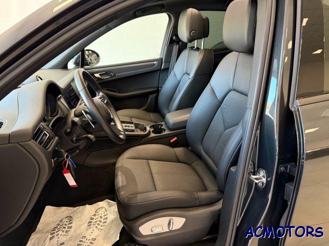 PORSCHE Macan 2.0