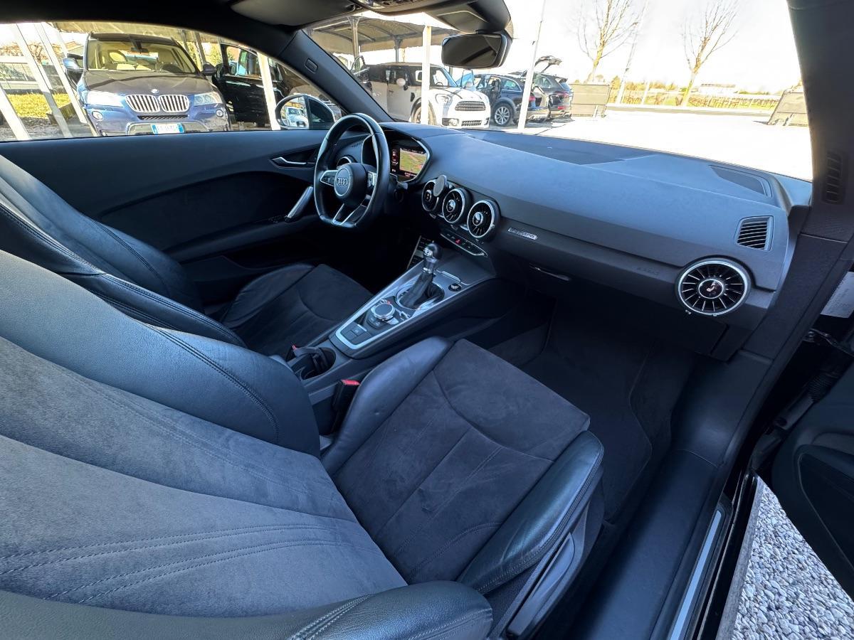 AUDI - TT Coupè - 2.0 TFSI quattro S tronic Design