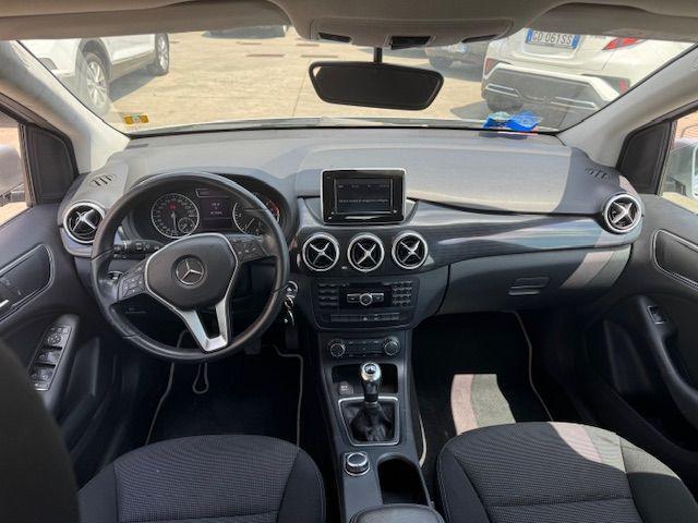 MERCEDES-BENZ B 180 CDI Executive