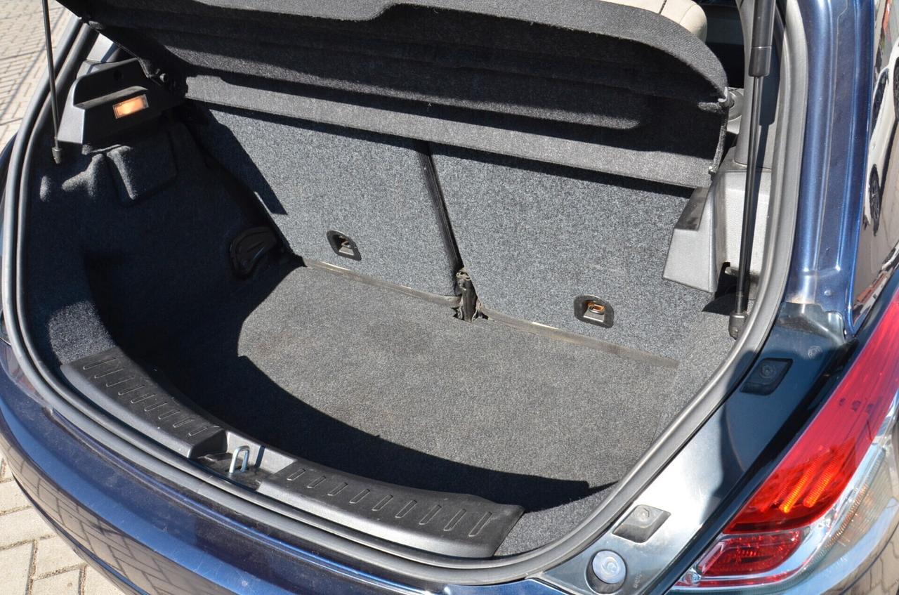 Lancia Ypsilon 1.3 MJT 16V 95 CV 5 porte S&S Gold